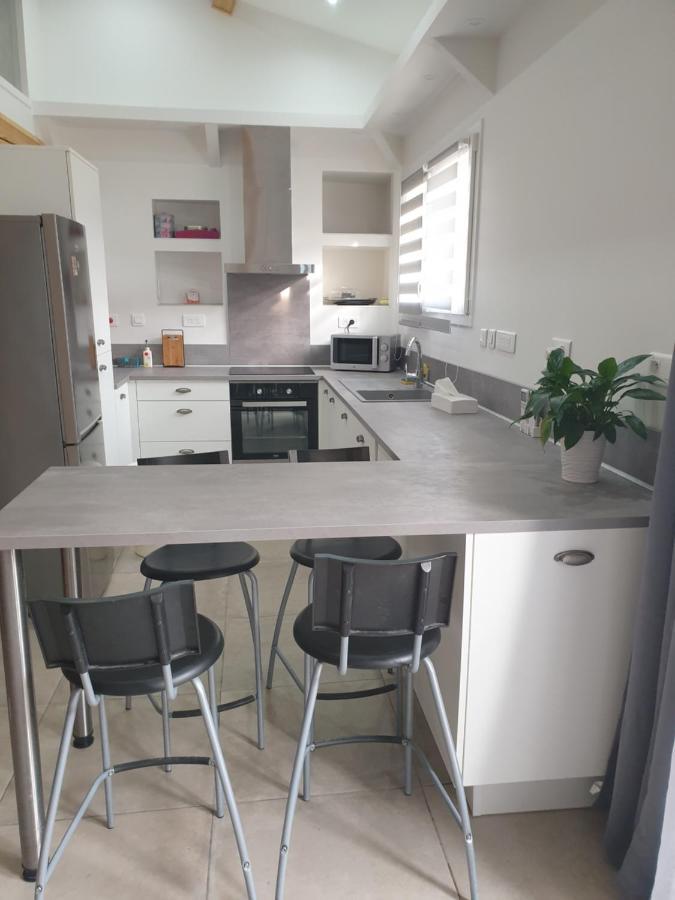 Petite maison meublée entre Avignon et Carpentras Morieres-les-Avignon Extérieur photo