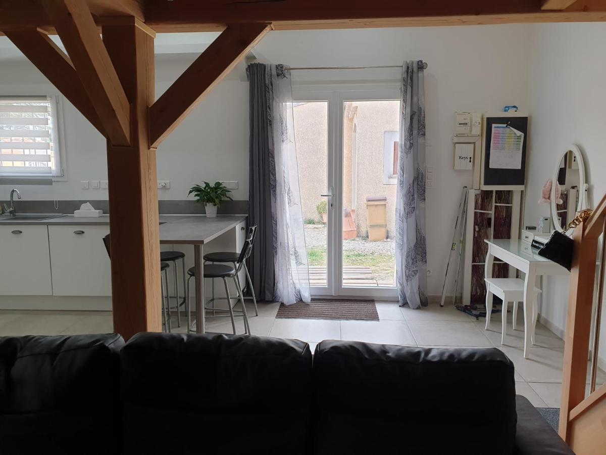 Petite maison meublée entre Avignon et Carpentras Morieres-les-Avignon Extérieur photo